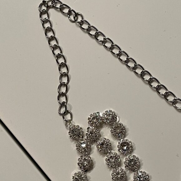 Sparkling Rhinestone Chain Belt – Adjustable Silver Statement Accessory ✨ - Picture 7 of 16